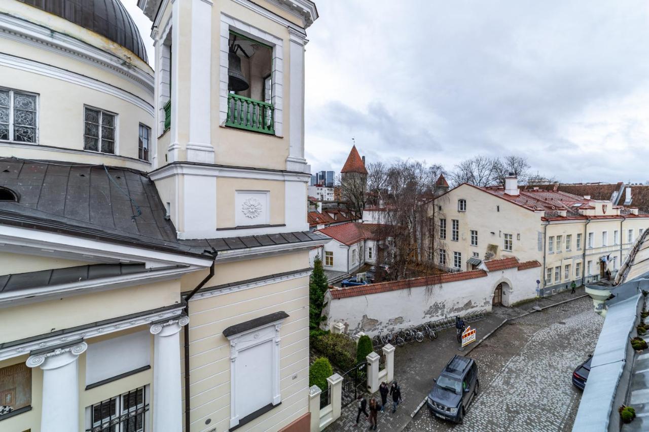 Roofs Of The Old Tallinn Guest House Eksteriør billede